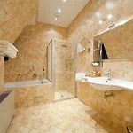 Tyn Yard Hotel