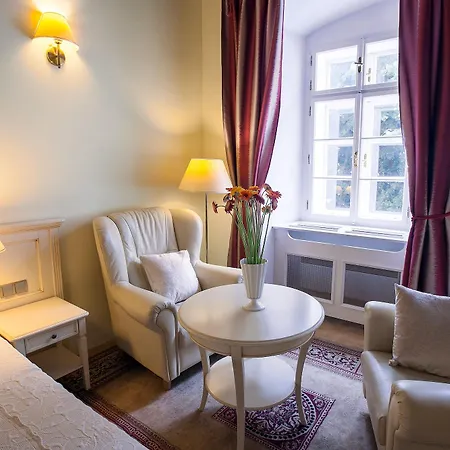 Tyn Yard 4* Prague