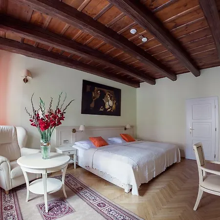 ティーン ヤード レジデンス プラハ