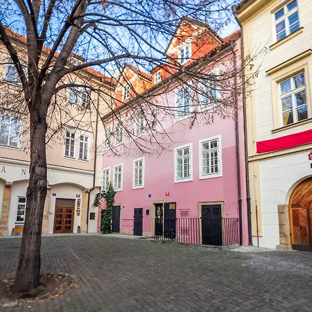 Tyn Yard Hotell Prag