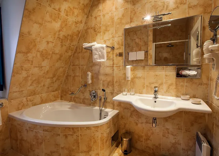 Tyn Yard 4* Prague