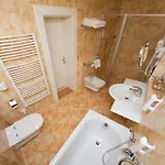 Tyn Yard Hotel