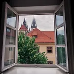 Hotel Tyn Yard 4*