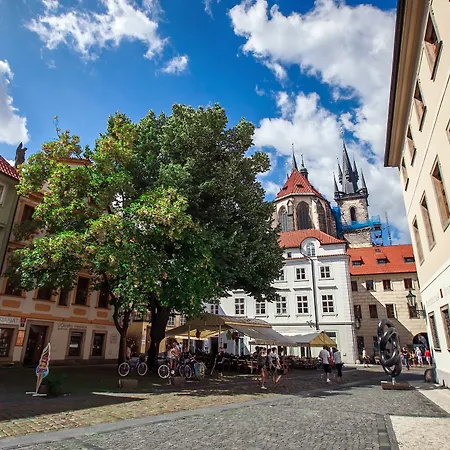 Tyn Yard 4* Praga